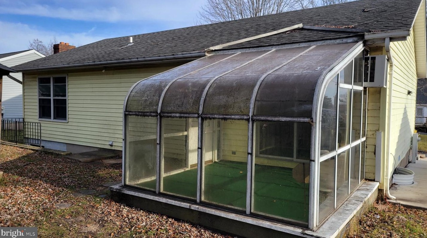 7406 Virginia Ave, Baltimore MD  21236-4622 exterior