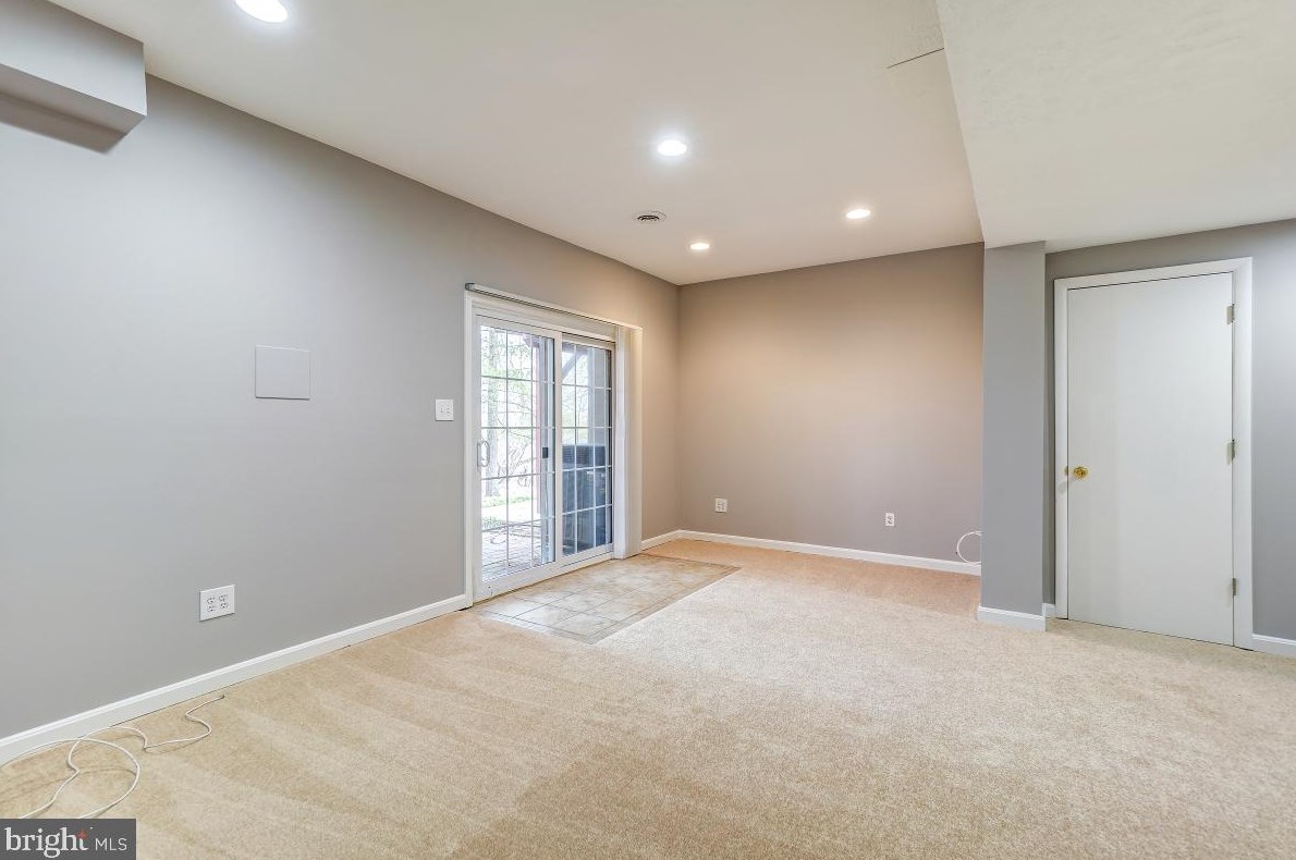 632 Marianne Ln, Baltimore MD  21228-4700 exterior