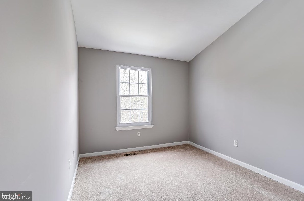 632 Marianne Ln, Baltimore MD  21228-4700 exterior