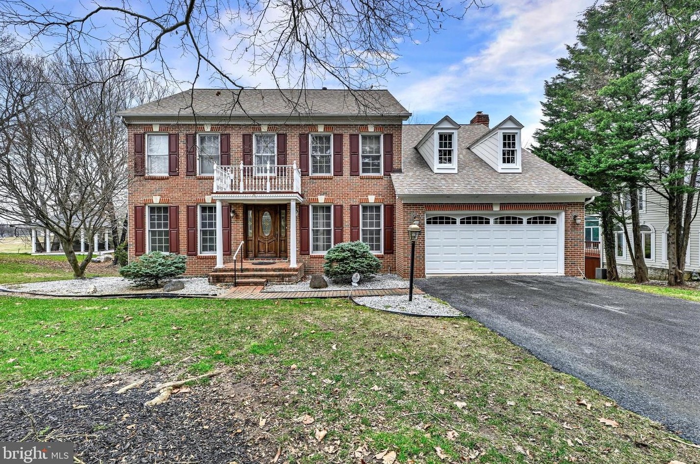 11 Hillchase Ct, Baltimore, MD 21208-6306