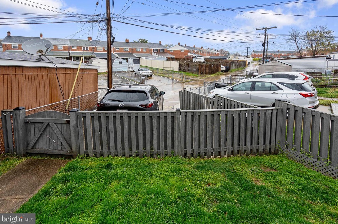 8001 Kimberly Rd, Baltimore MD  21222-2602 exterior