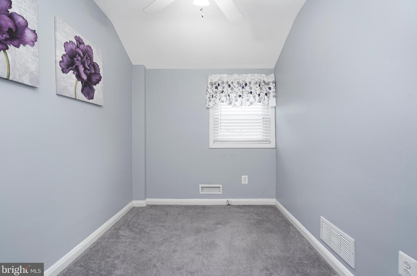 8001 Kimberly Rd, Baltimore MD  21222-2602 exterior