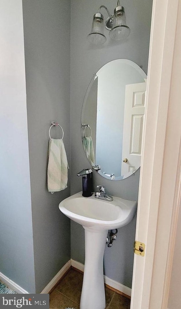 116 Buttonwood Ct, Baltimore MD  21237-3873 exterior