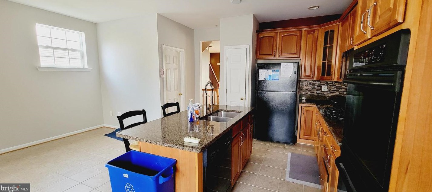 116 Buttonwood Ct, Baltimore MD  21237-3873 exterior