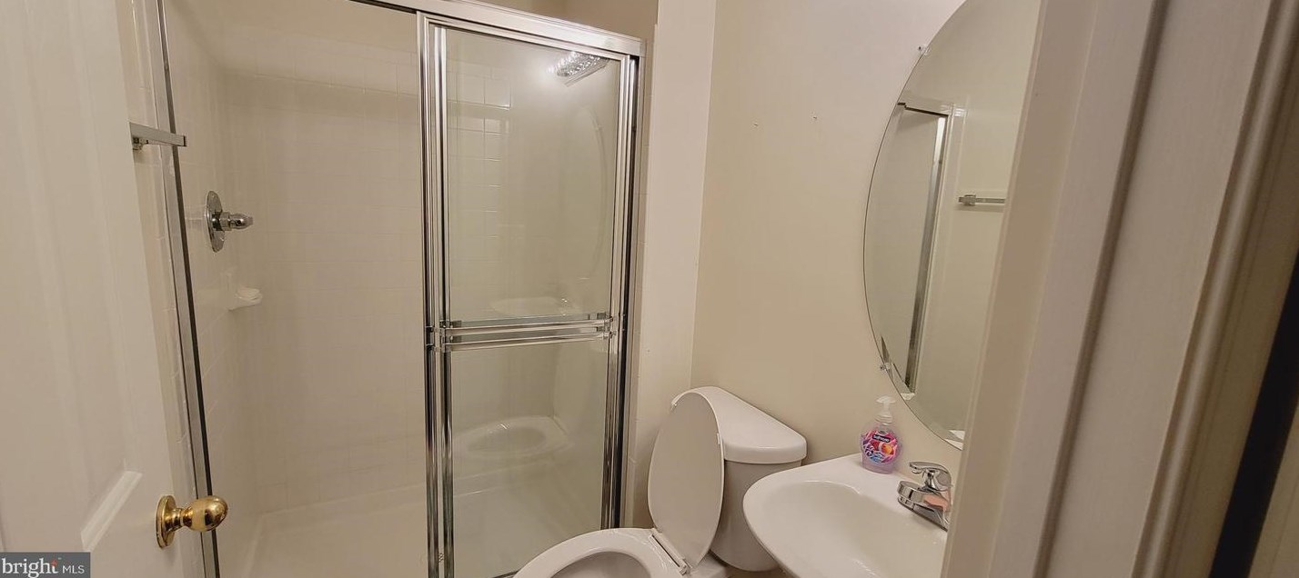 116 Buttonwood Ct, Baltimore MD  21237-3873 exterior