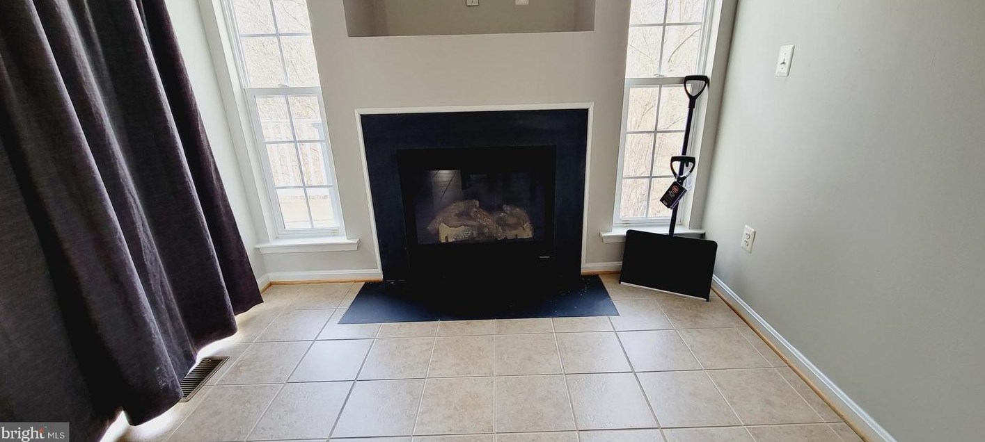 116 Buttonwood Ct, Baltimore MD  21237-3873 exterior