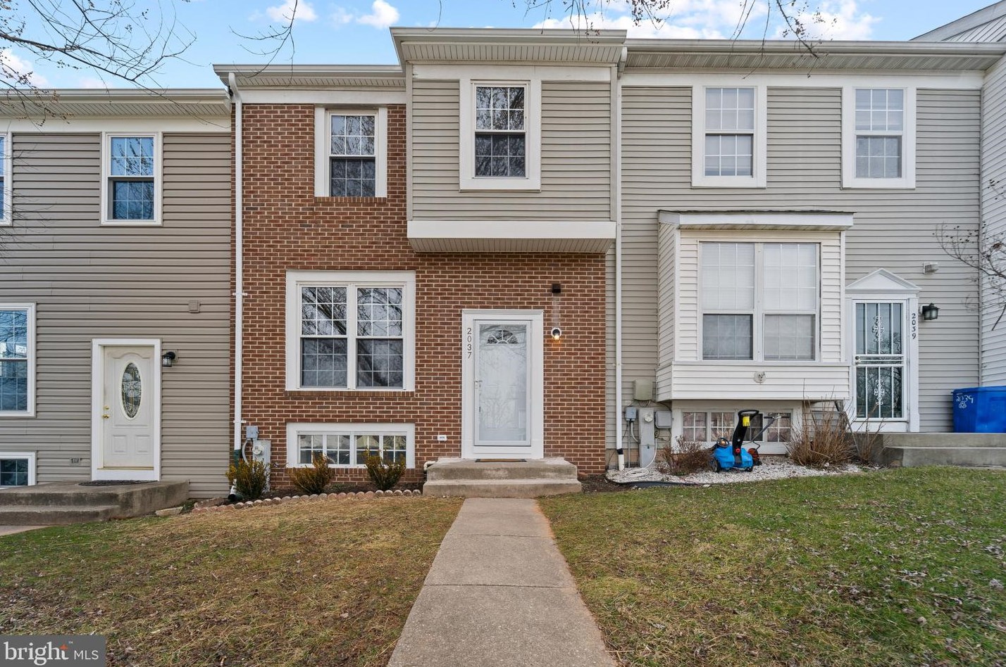 2037 Putnam Rd, Baltimore MD  21227-4144 exterior