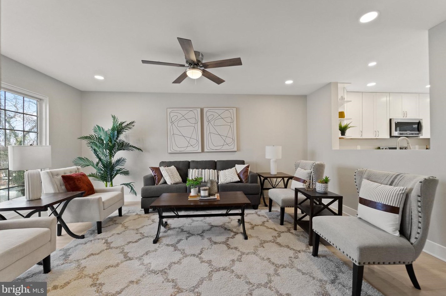 2037 Putnam Rd, Baltimore MD  21227-4144 exterior