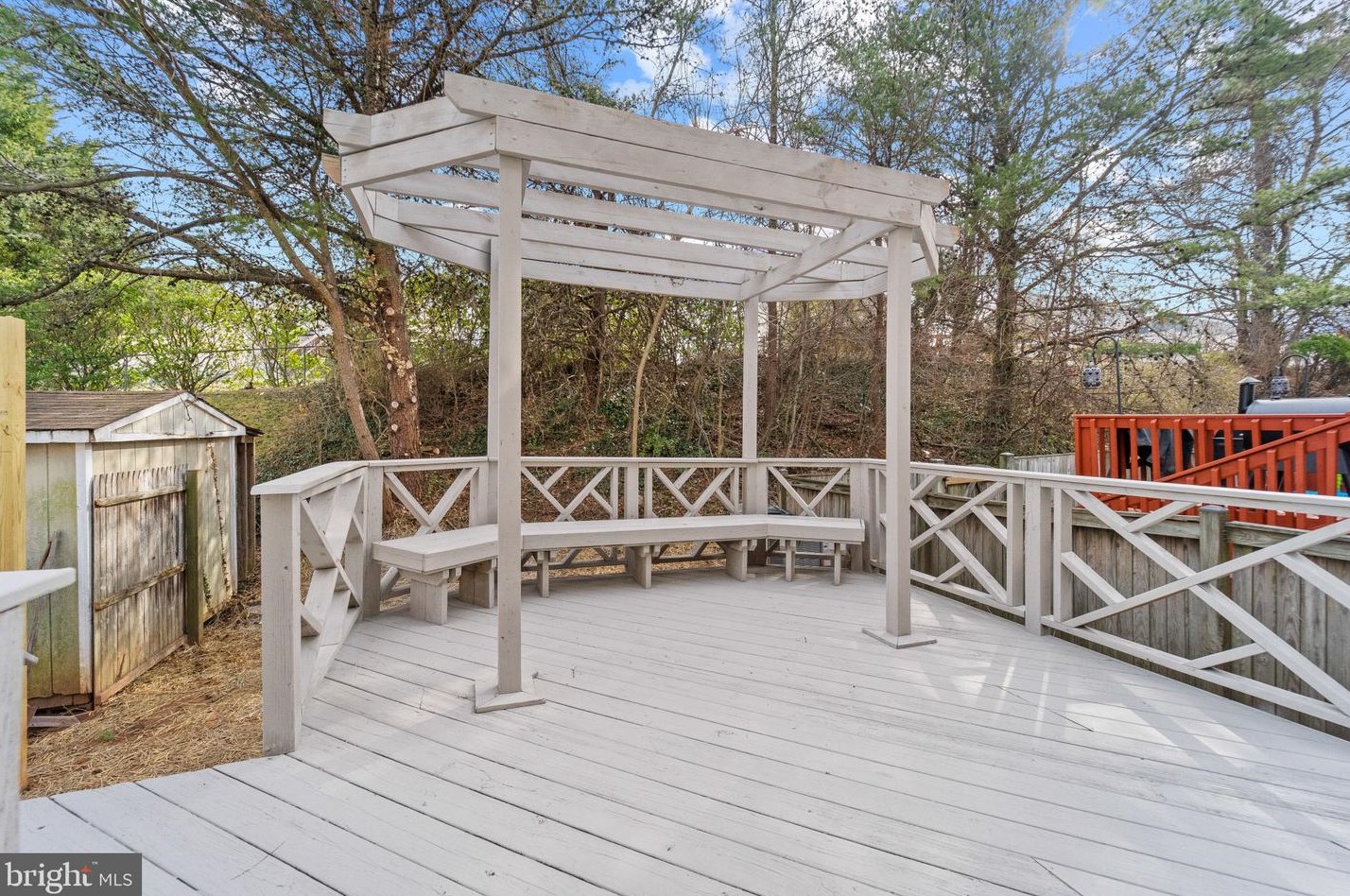 2037 Putnam Rd, Baltimore MD  21227-4144 exterior