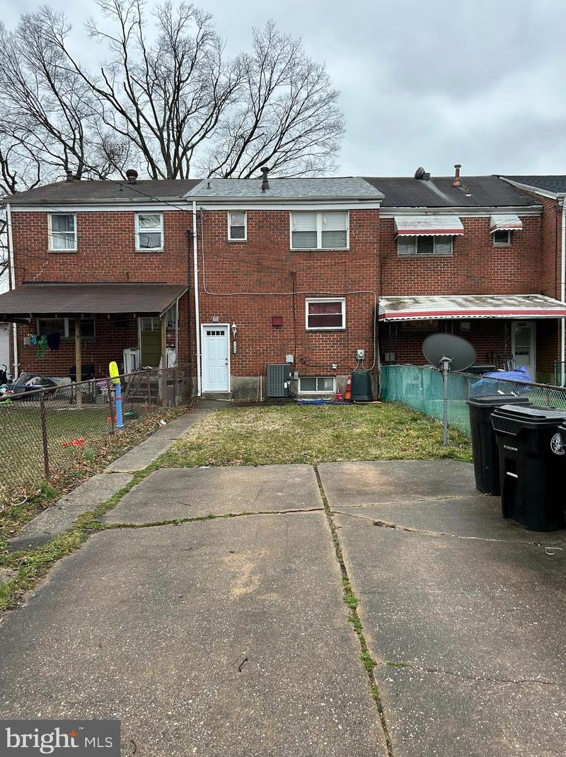 1009 S Marlyn Ave, Baltimore, MD 21221