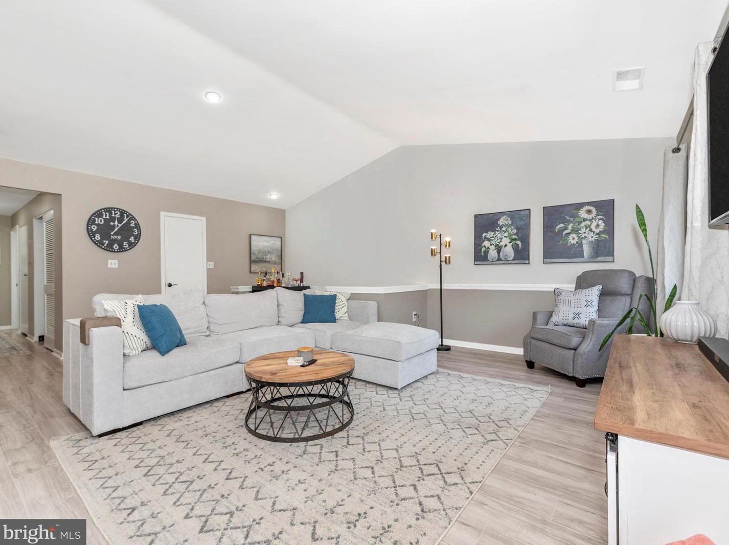 83 Greenwich Pl, Baltimore, MD 21208-3745