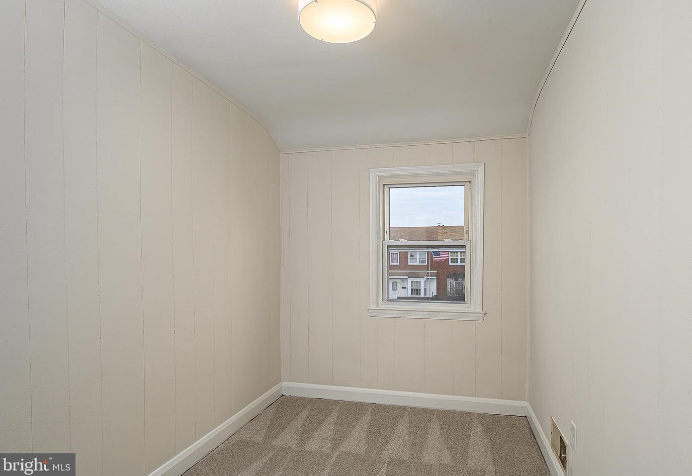 1905 Marsdale Rd, Baltimore MD  21222-5609 exterior