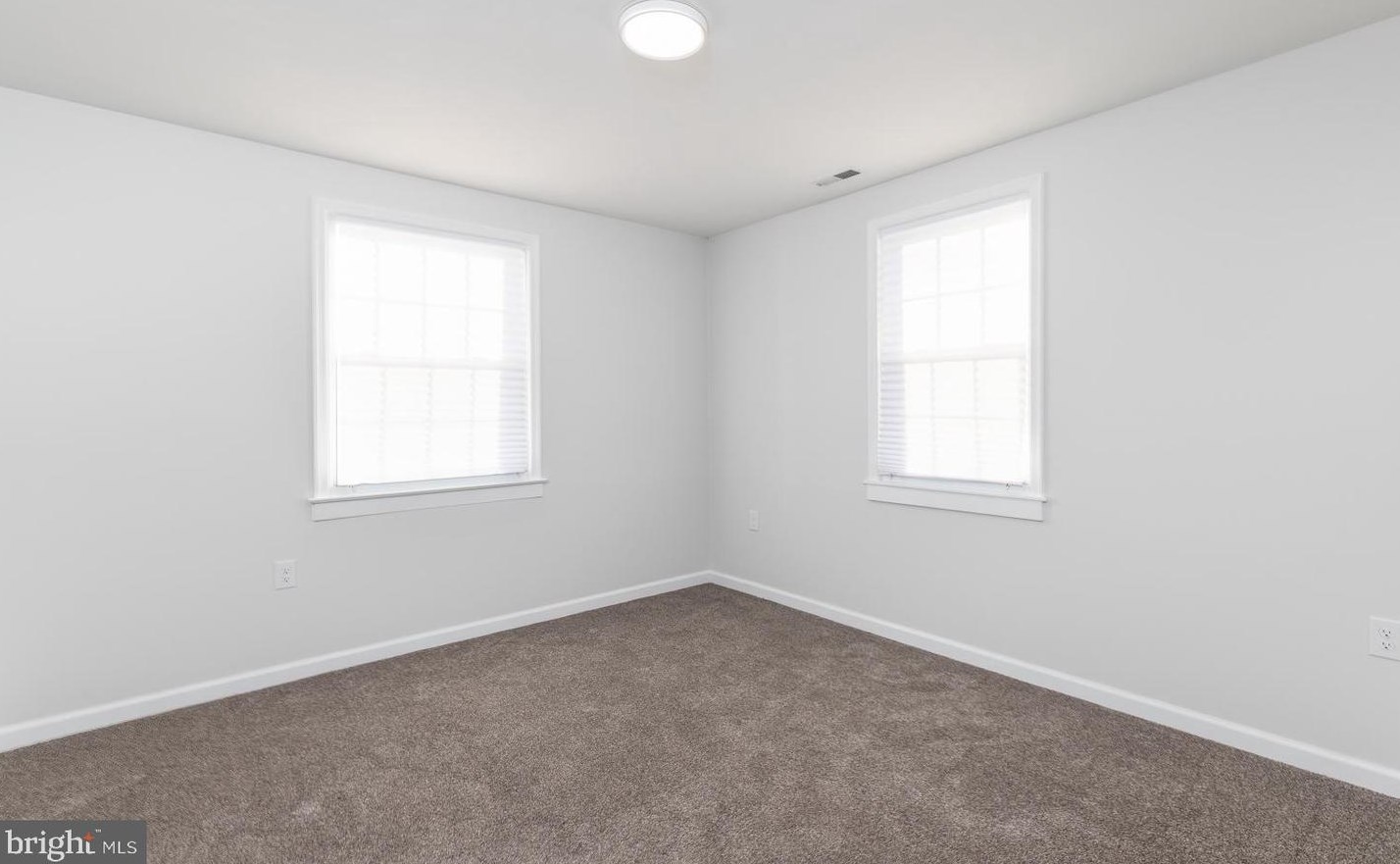 3446 Sollers Point Rd, Baltimore MD  21222-6052 exterior