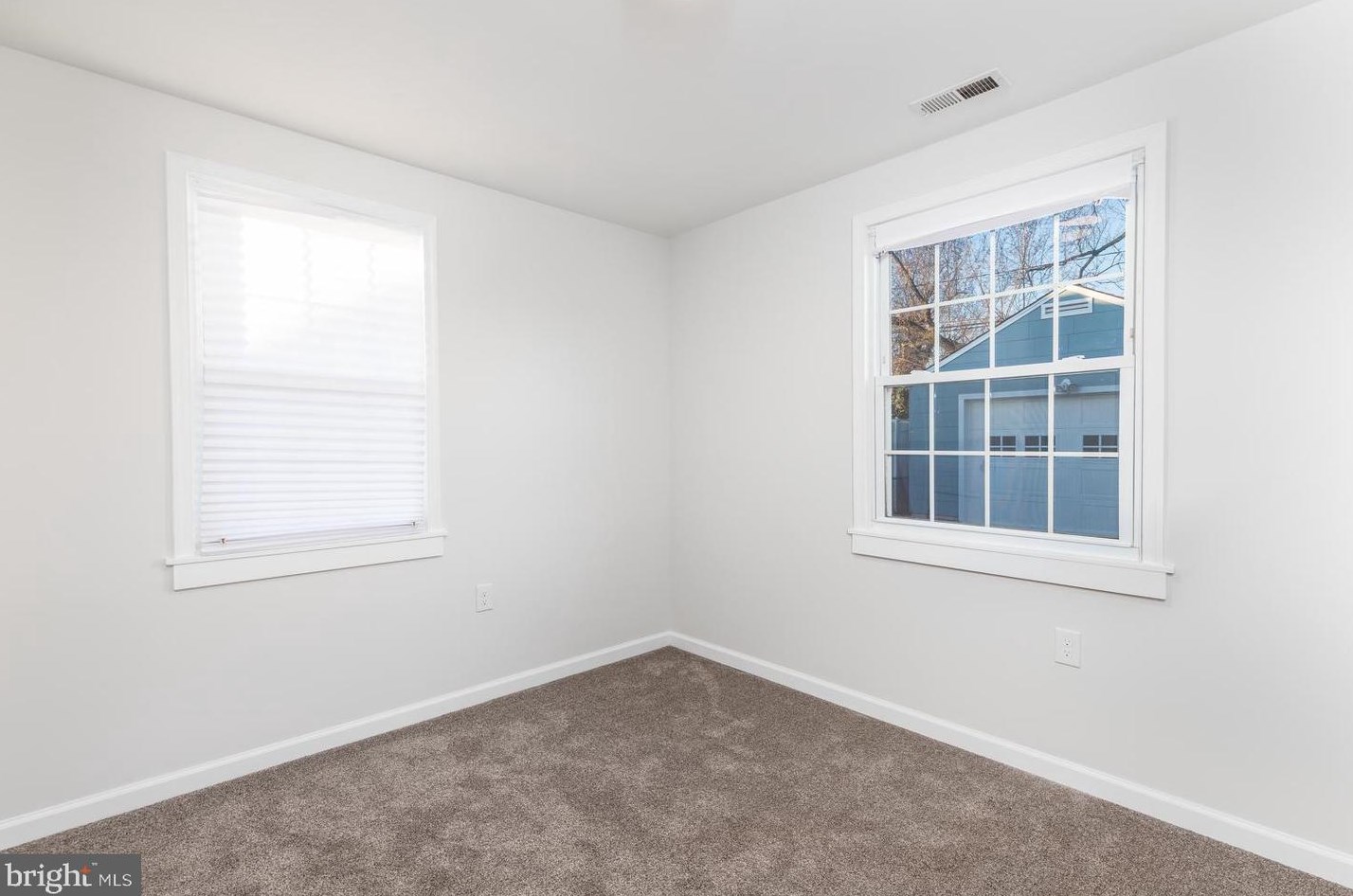3446 Sollers Point Rd, Baltimore MD  21222-6052 exterior