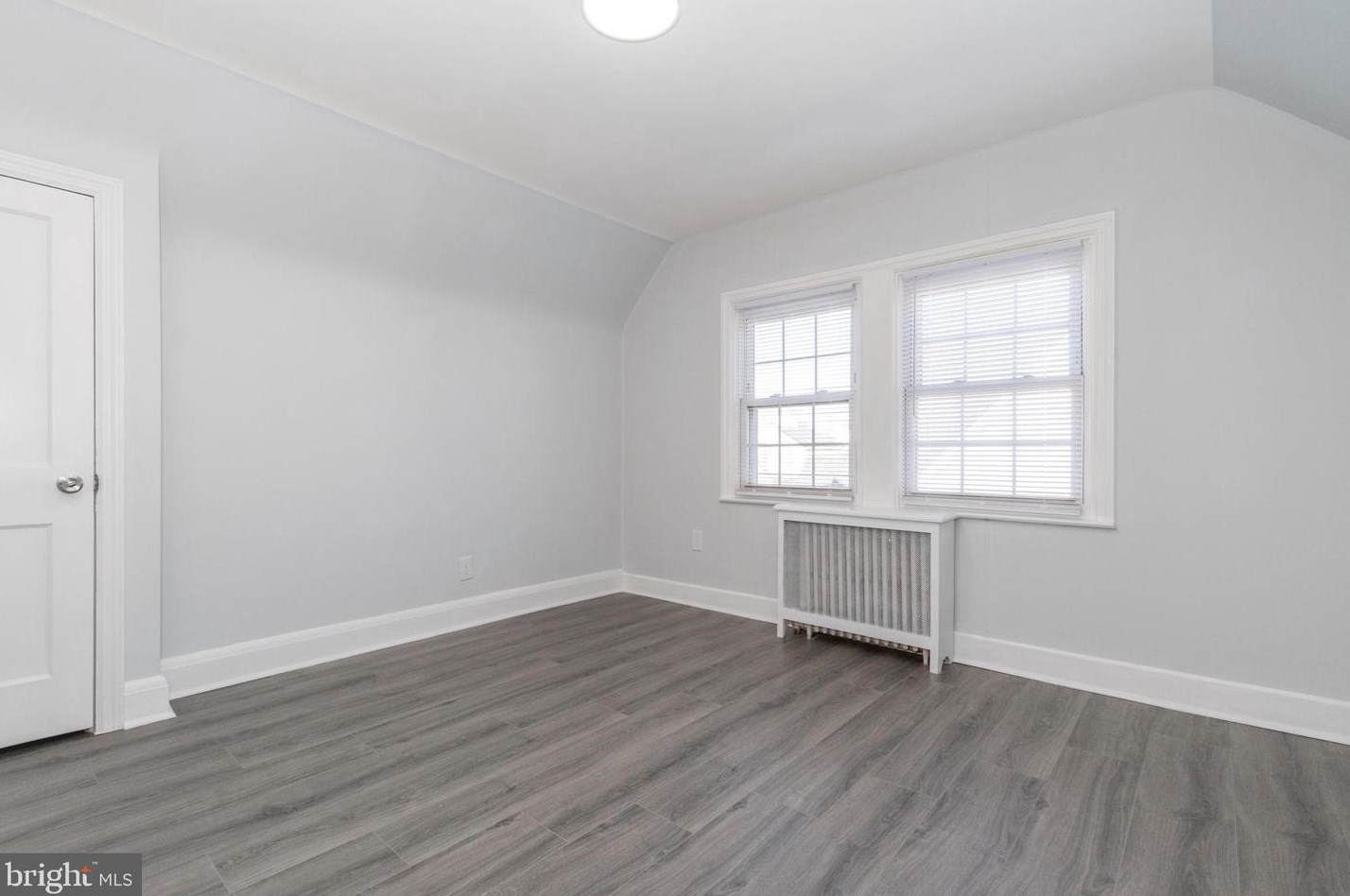 223 Maple Ave, Baltimore MD  21222-4245 exterior