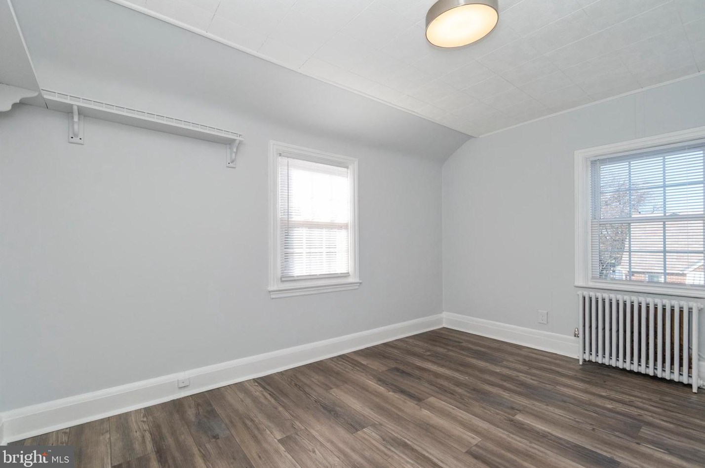 223 Maple Ave, Baltimore MD  21222-4245 exterior