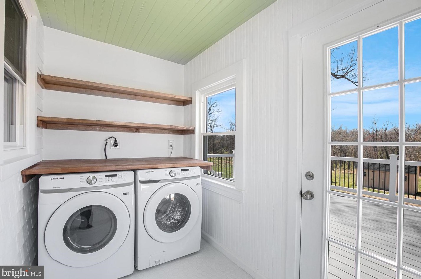 106 Maple Ave, Baltimore MD  21204-3525 exterior