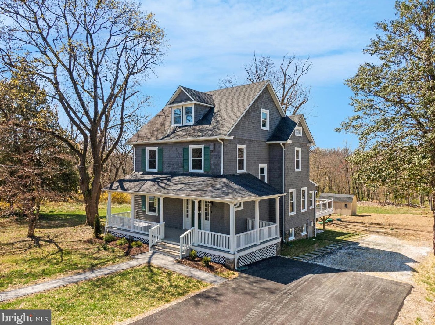 106 Maple Ave, Baltimore, MD 21228-5525