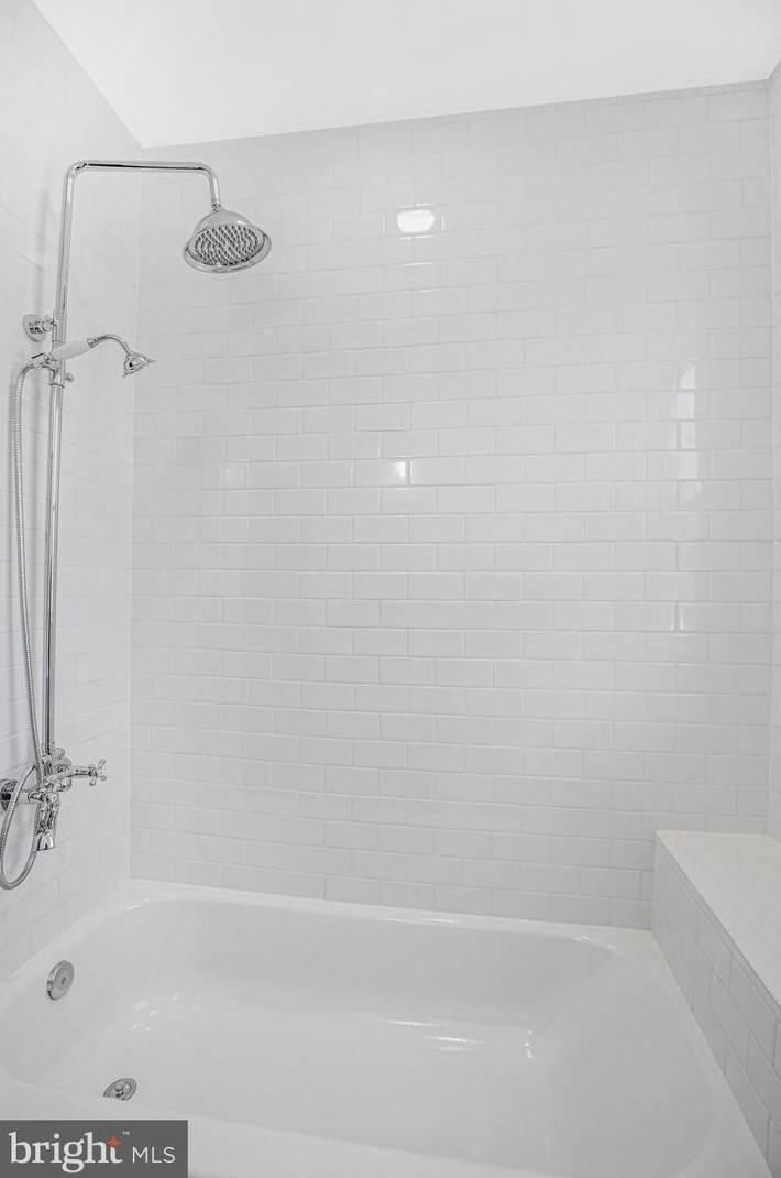 106 Maple Ave, Baltimore MD  21204-3525 exterior