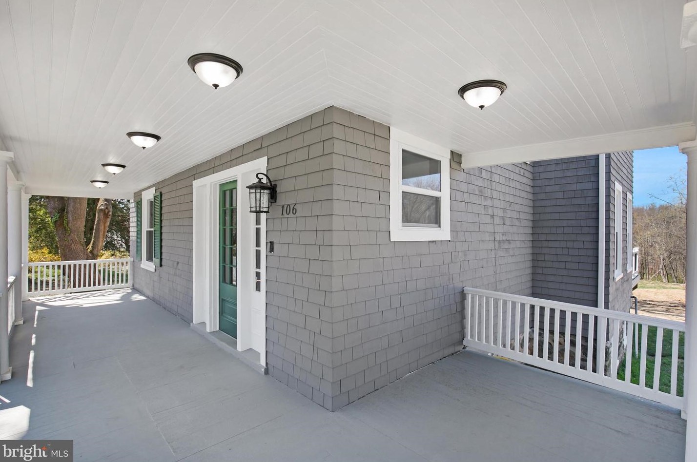 106 Maple Ave, Baltimore MD  21204-3525 exterior