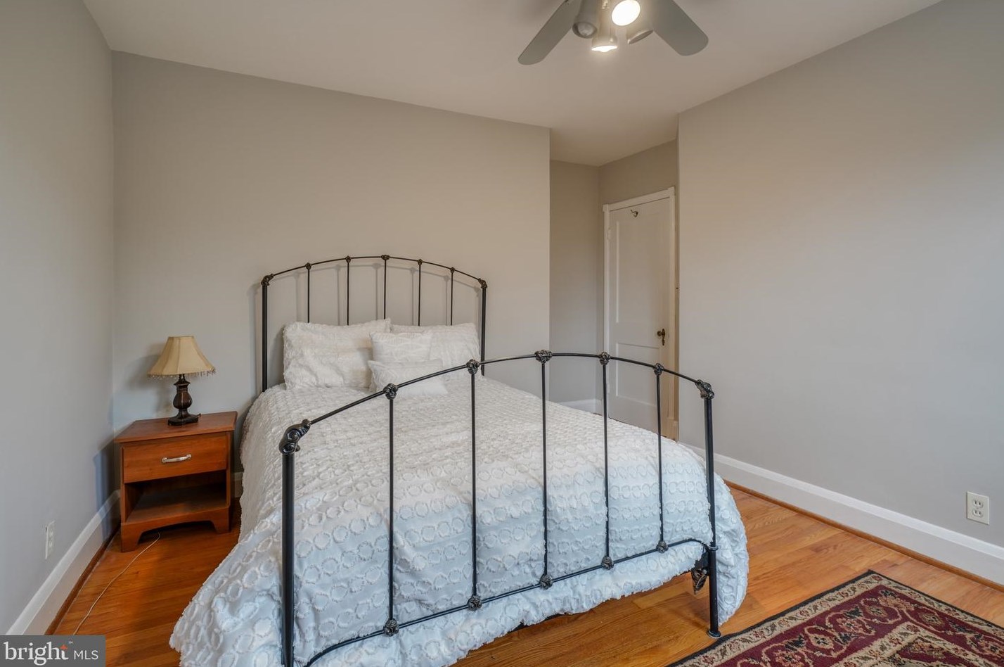 83 Dunkirk Rd, Baltimore MD  21212-1707 exterior