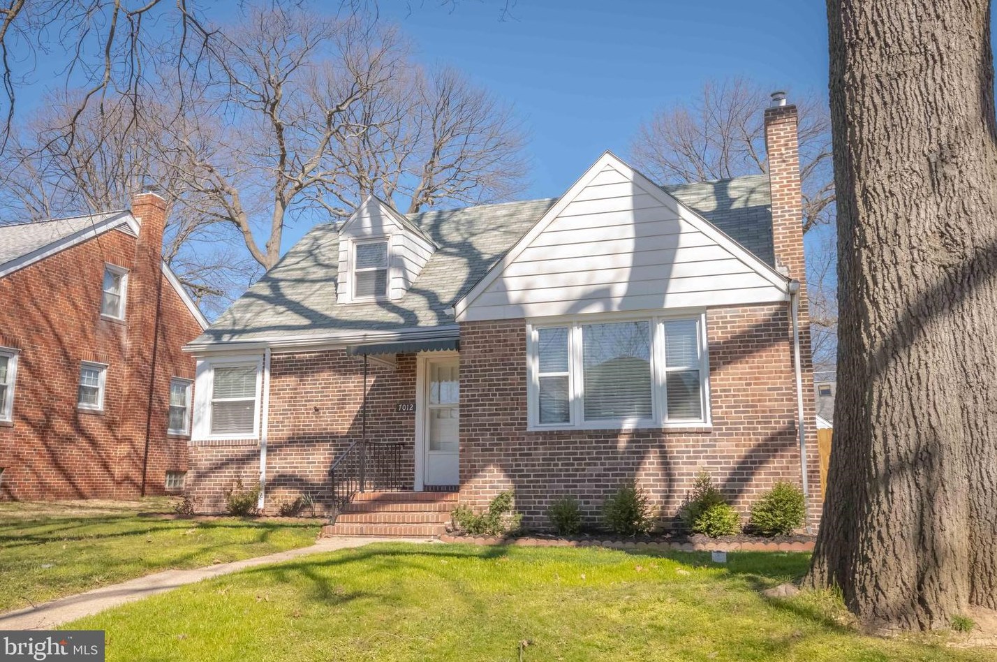 7012 Dunhill Rd, Baltimore MD  21222-5916 exterior