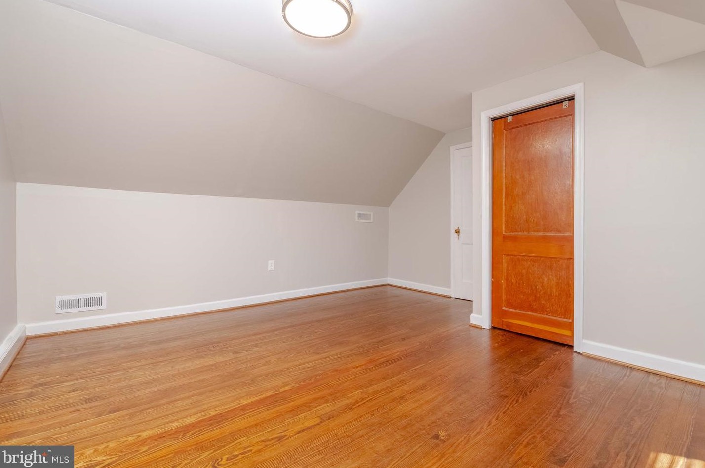 7012 Dunhill Rd, Baltimore MD  21222-5916 exterior