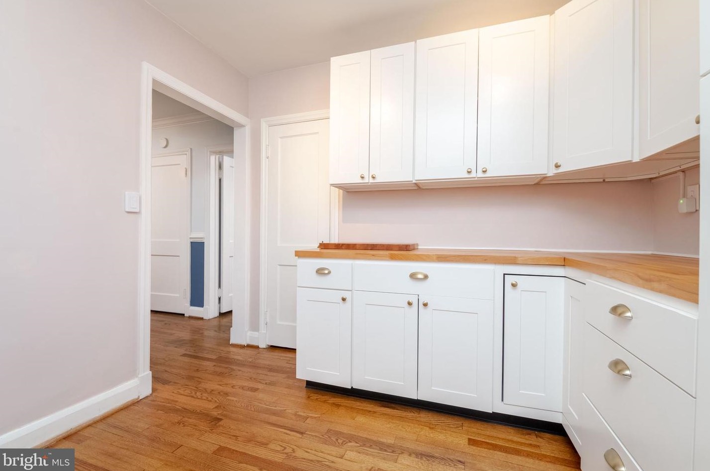 7012 Dunhill Rd, Baltimore MD  21222-5916 exterior