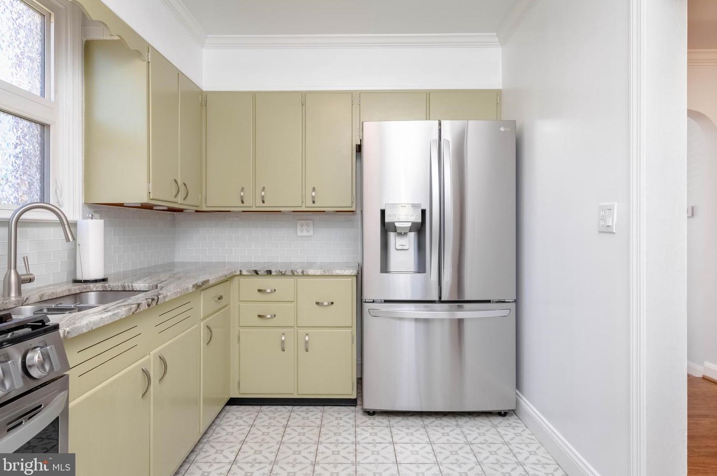 7012 Dunhill Rd, Baltimore MD  21222-5916 exterior