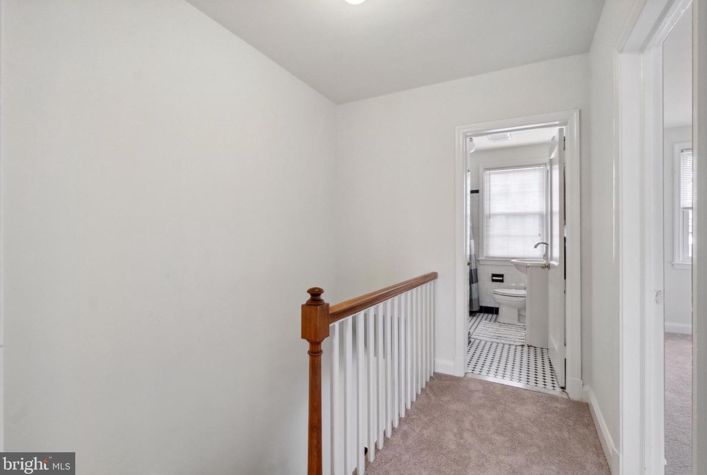 215 Medwick Garth, Baltimore MD 21228-2106 exterior