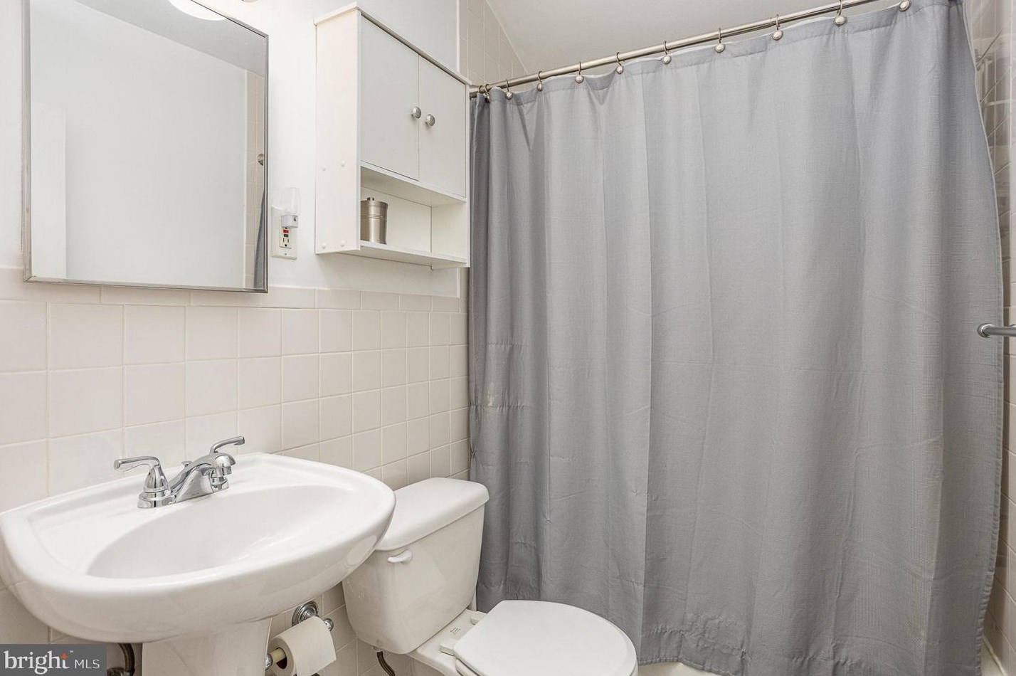 1963 Denbury Dr, Baltimore MD  21222-4602 exterior