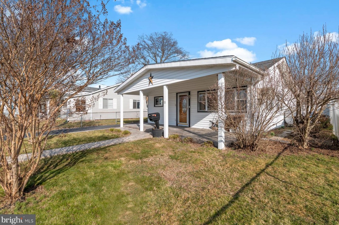 15 Helicopter Dr, Baltimore, MD 21220-4520