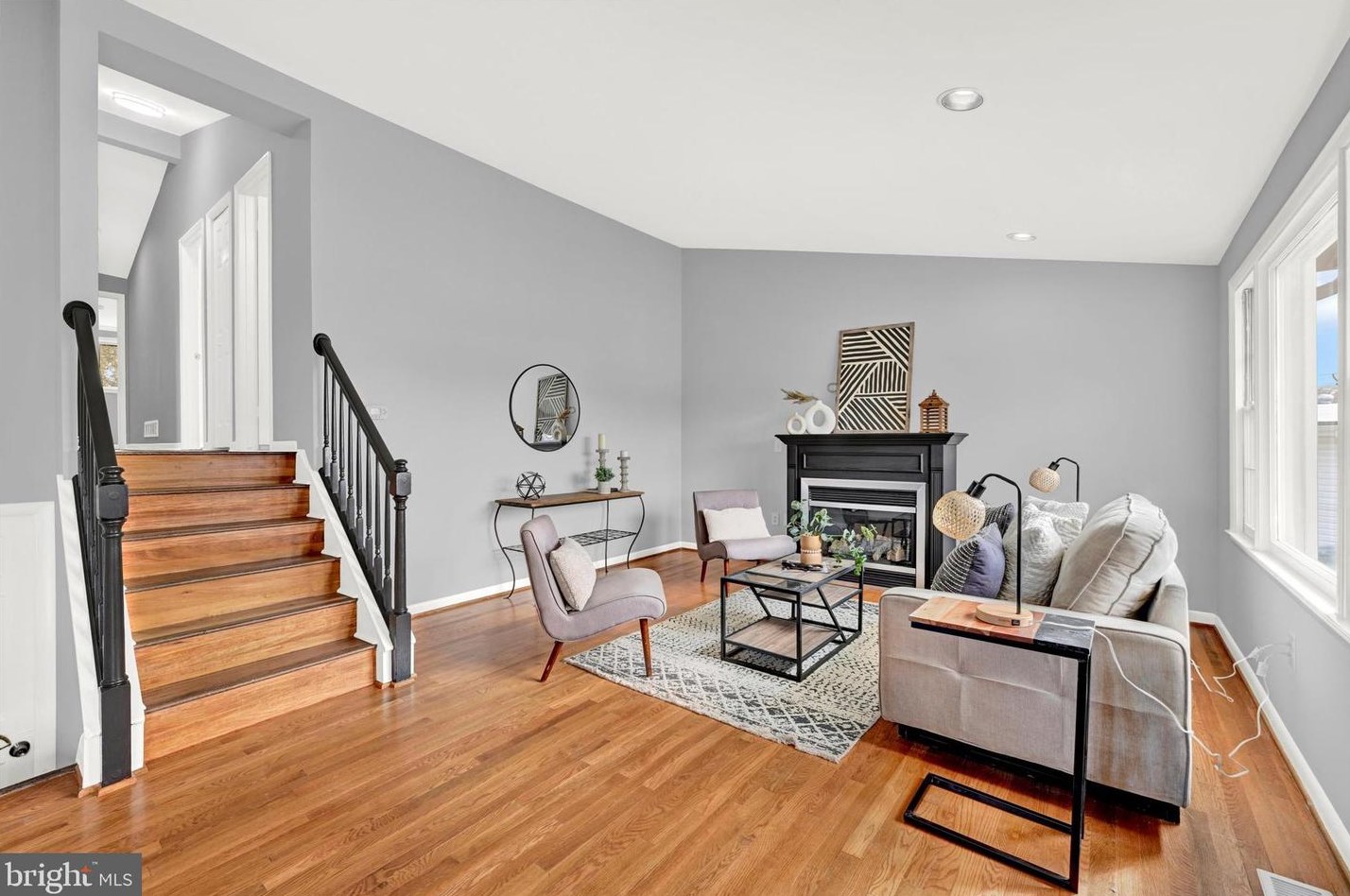 10 Leafydale Ct, Baltimore, MD 21208-5705