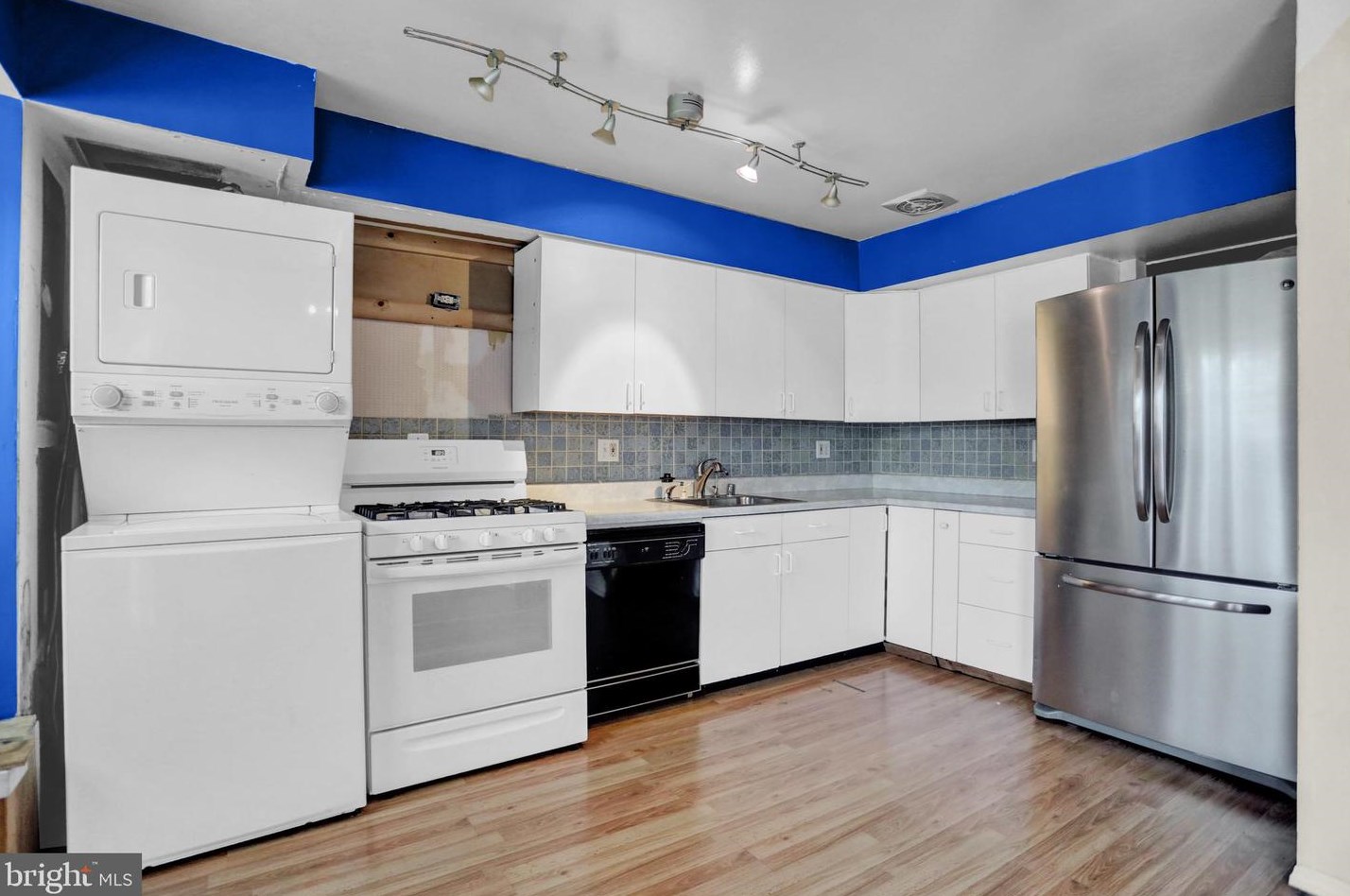 2605 Hallam Ct, Baltimore, MD 21244-1916