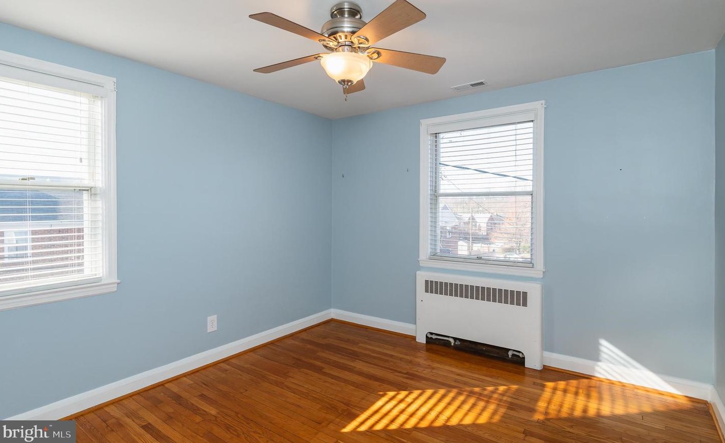 32 Enjay Ave, Baltimore MD  21228-3525 exterior