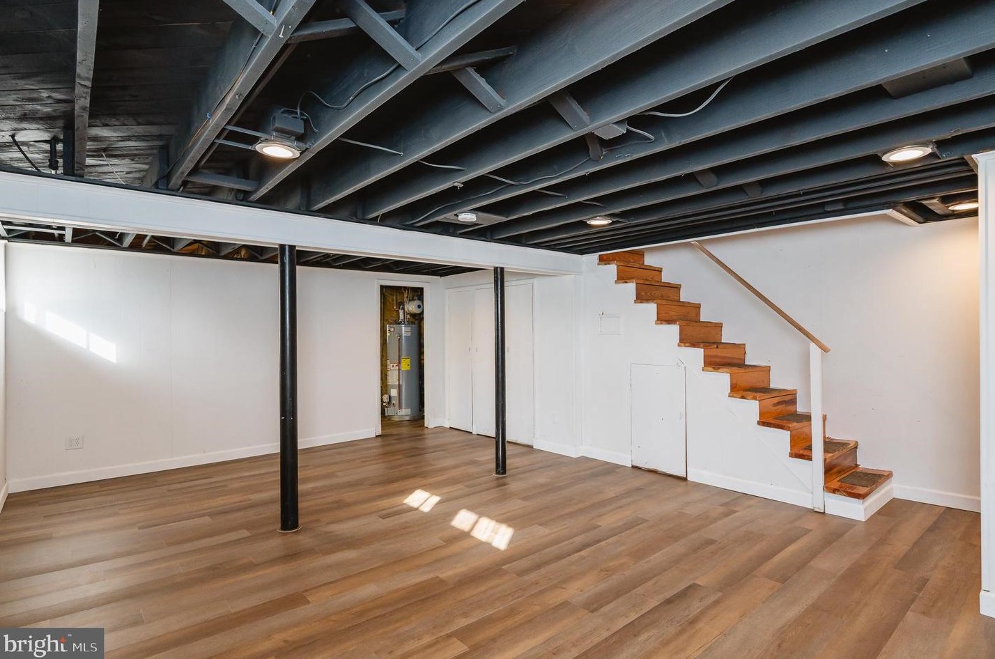 32 Enjay Ave, Baltimore MD  21228-3525 exterior