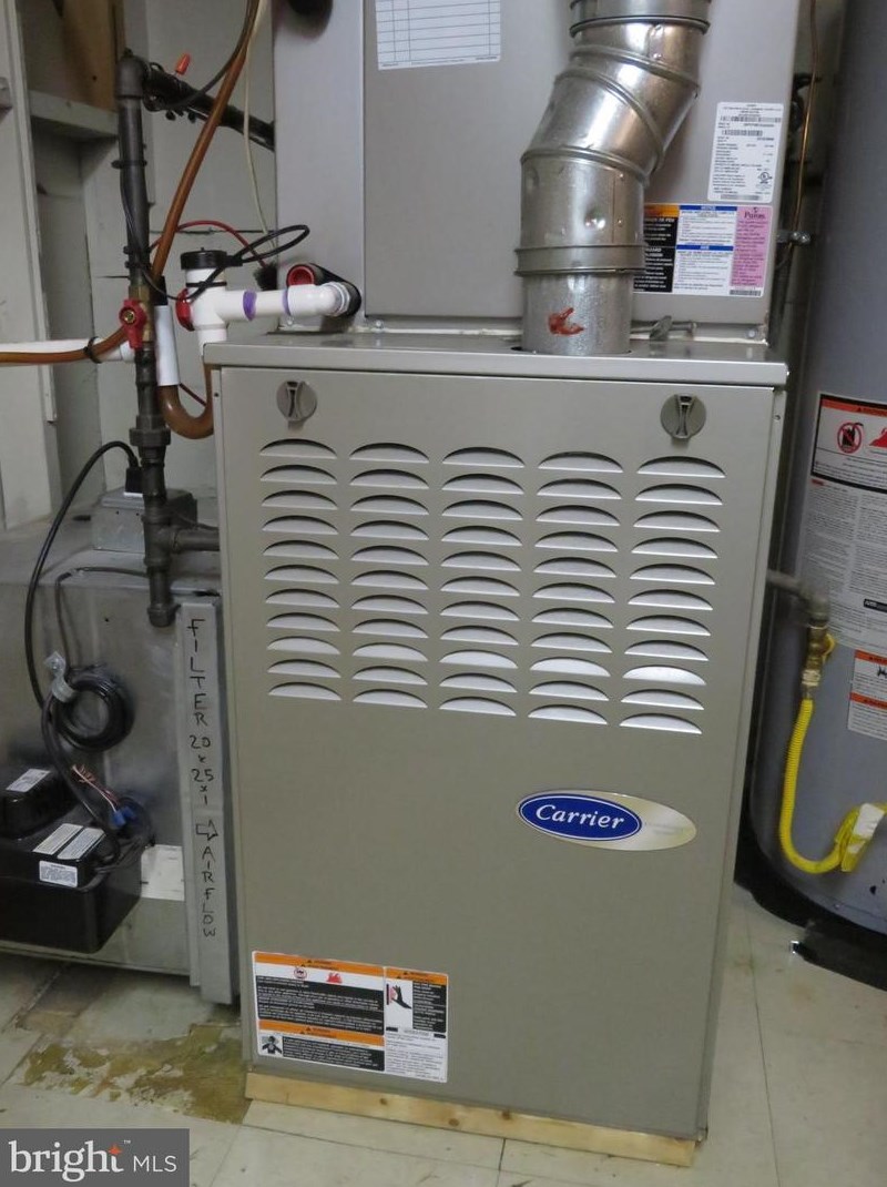 4202 Buckingham Rd, Baltimore MD 21207-4614 exterior