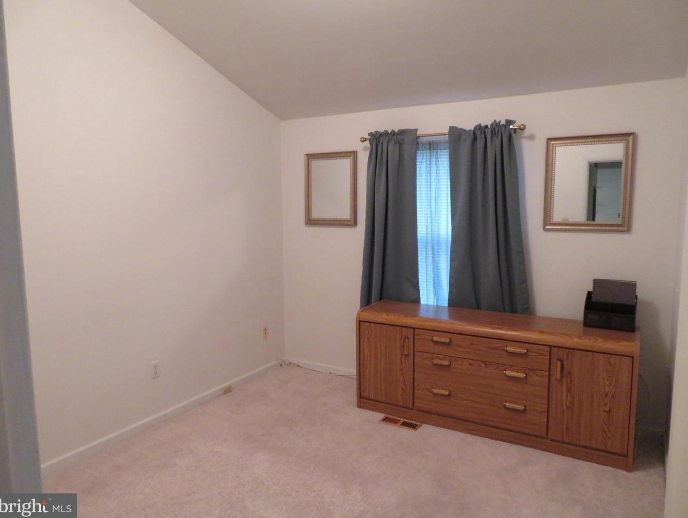 4202 Buckingham Rd, Baltimore MD 21207-4614 exterior