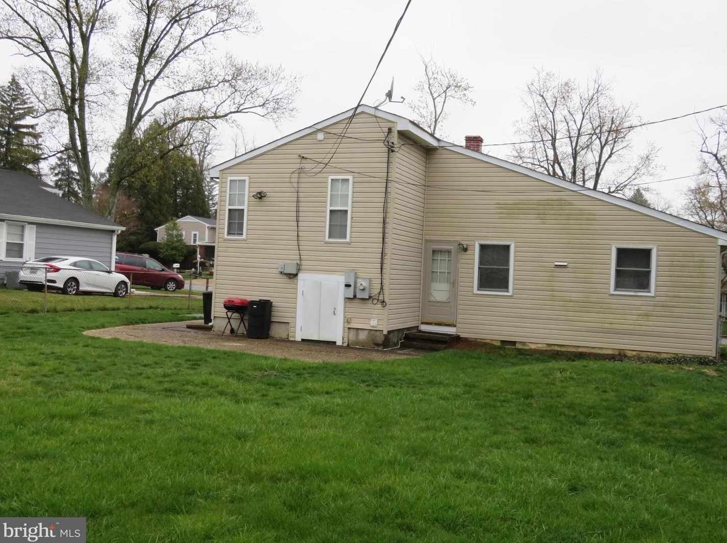 4202 Buckingham Rd, Baltimore MD 21207-4614 exterior