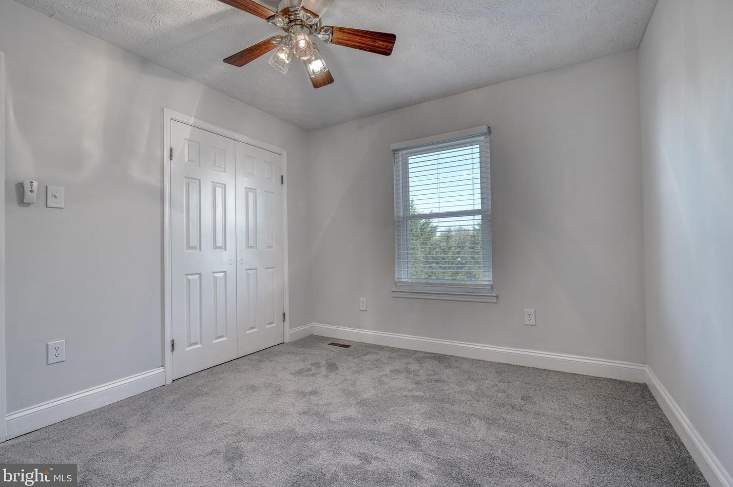 9729 Magledt Rd, Baltimore MD  21234-1818 exterior