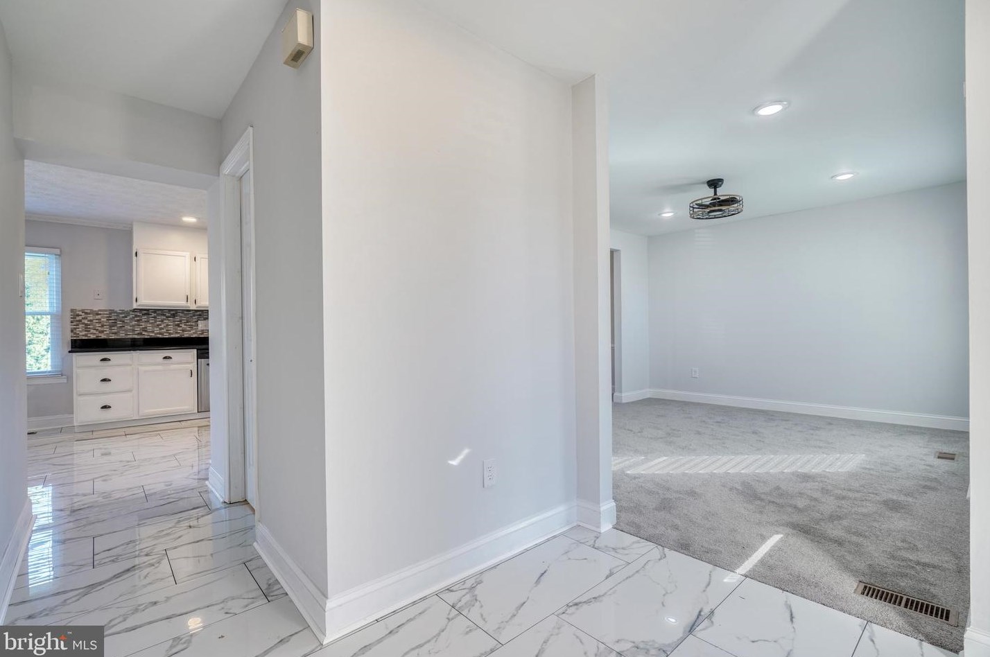 9729 Magledt Rd, Baltimore MD  21234-1818 exterior