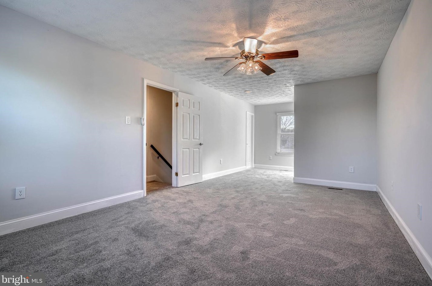 9729 Magledt Rd, Baltimore MD  21234-1818 exterior