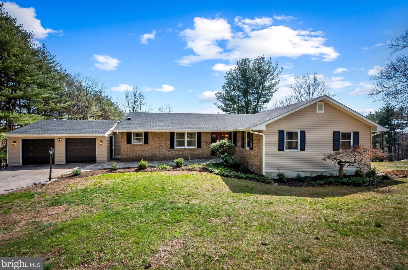 3 Pheasant Wood Ct, Parkton, MD 21120-9439