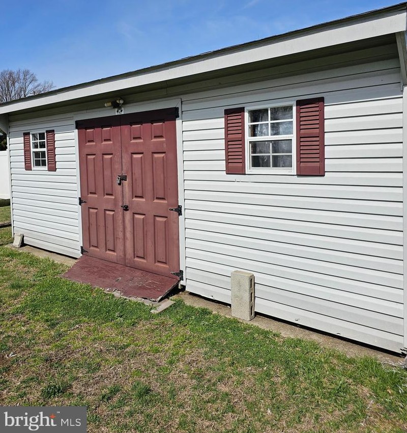 7602 Riddle Ave, Baltimore, MD 21224-1947