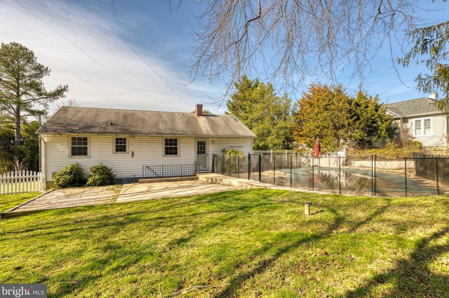 2910 Erie Ave, Baltimore MD  21234-1107 exterior