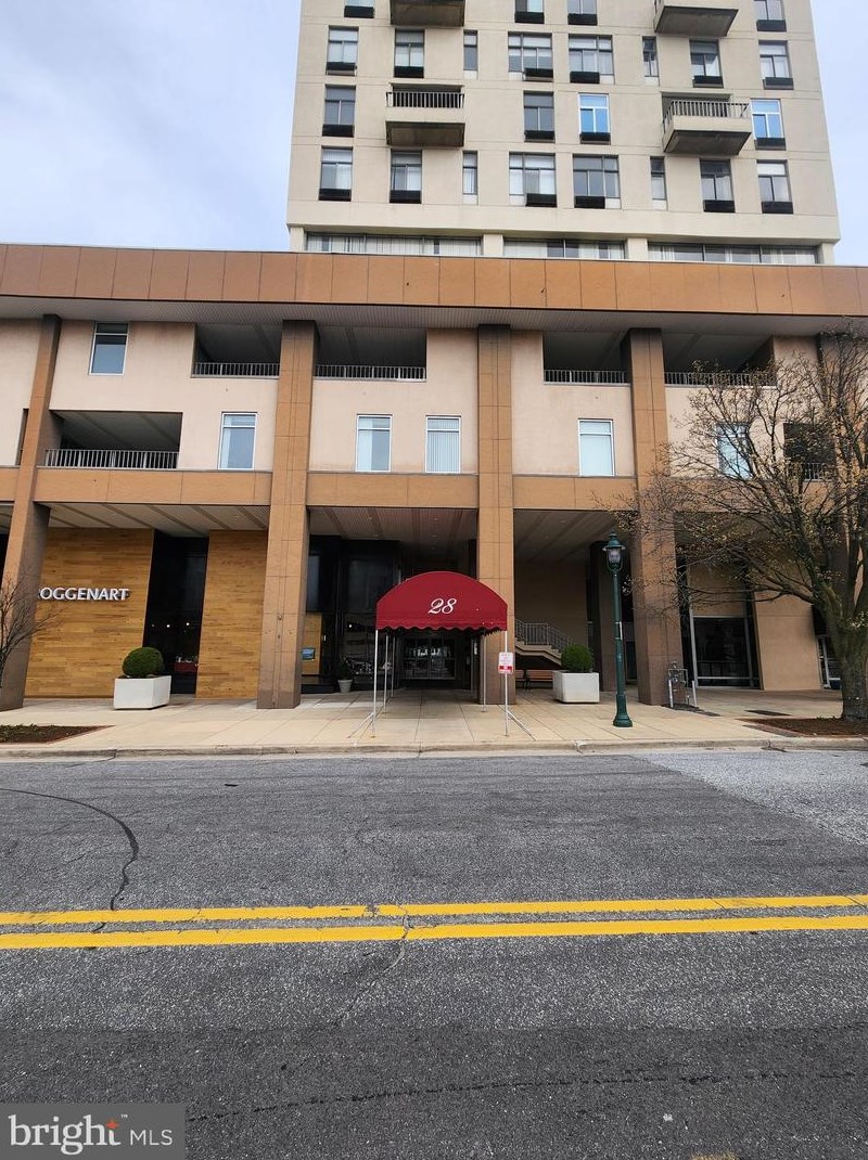 28 Allegheny Ave, Baltimore MD  21204-3909 exterior