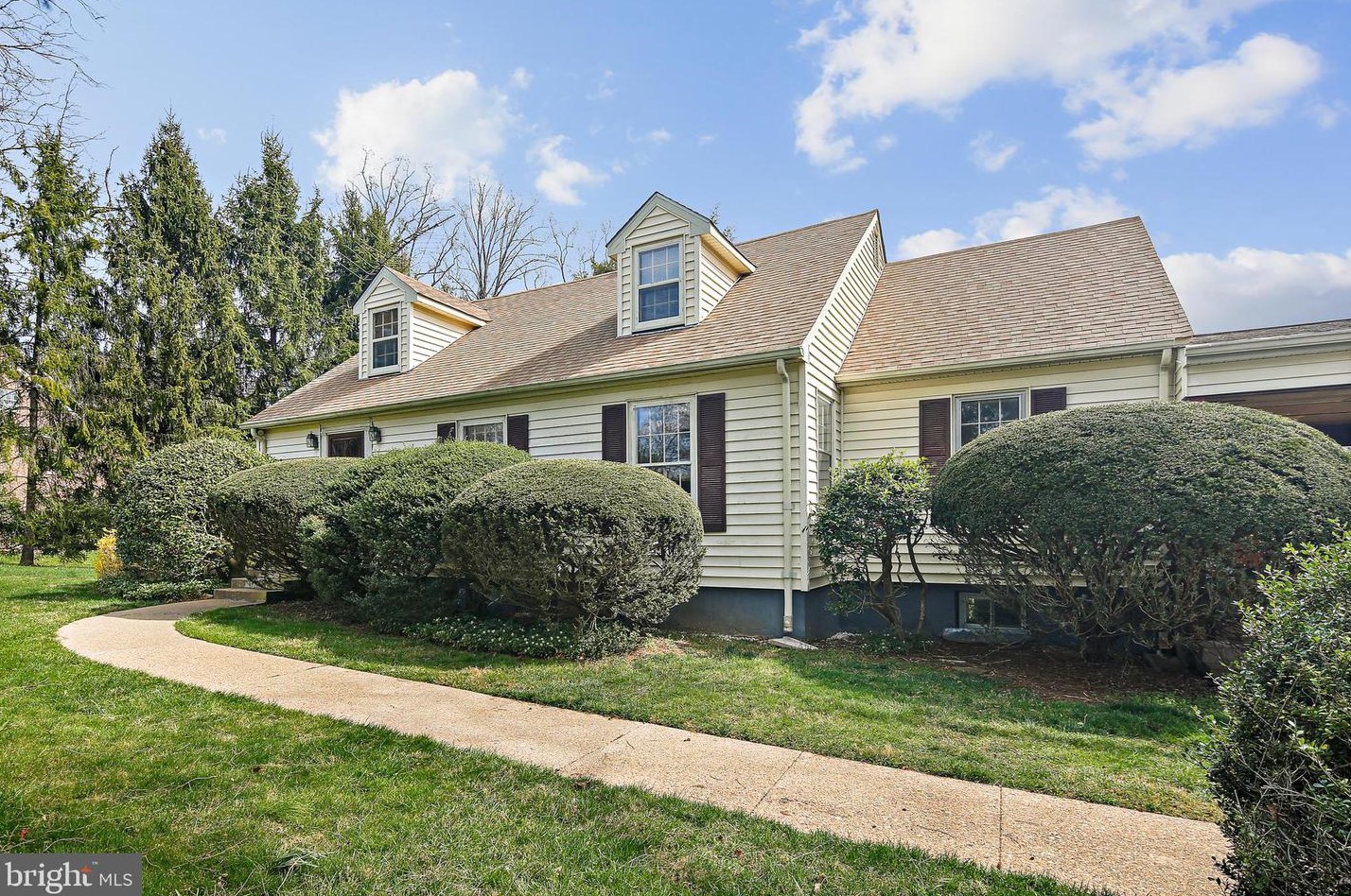 7801 Ruxwood Rd, Baltimore, MD 21204-3540
