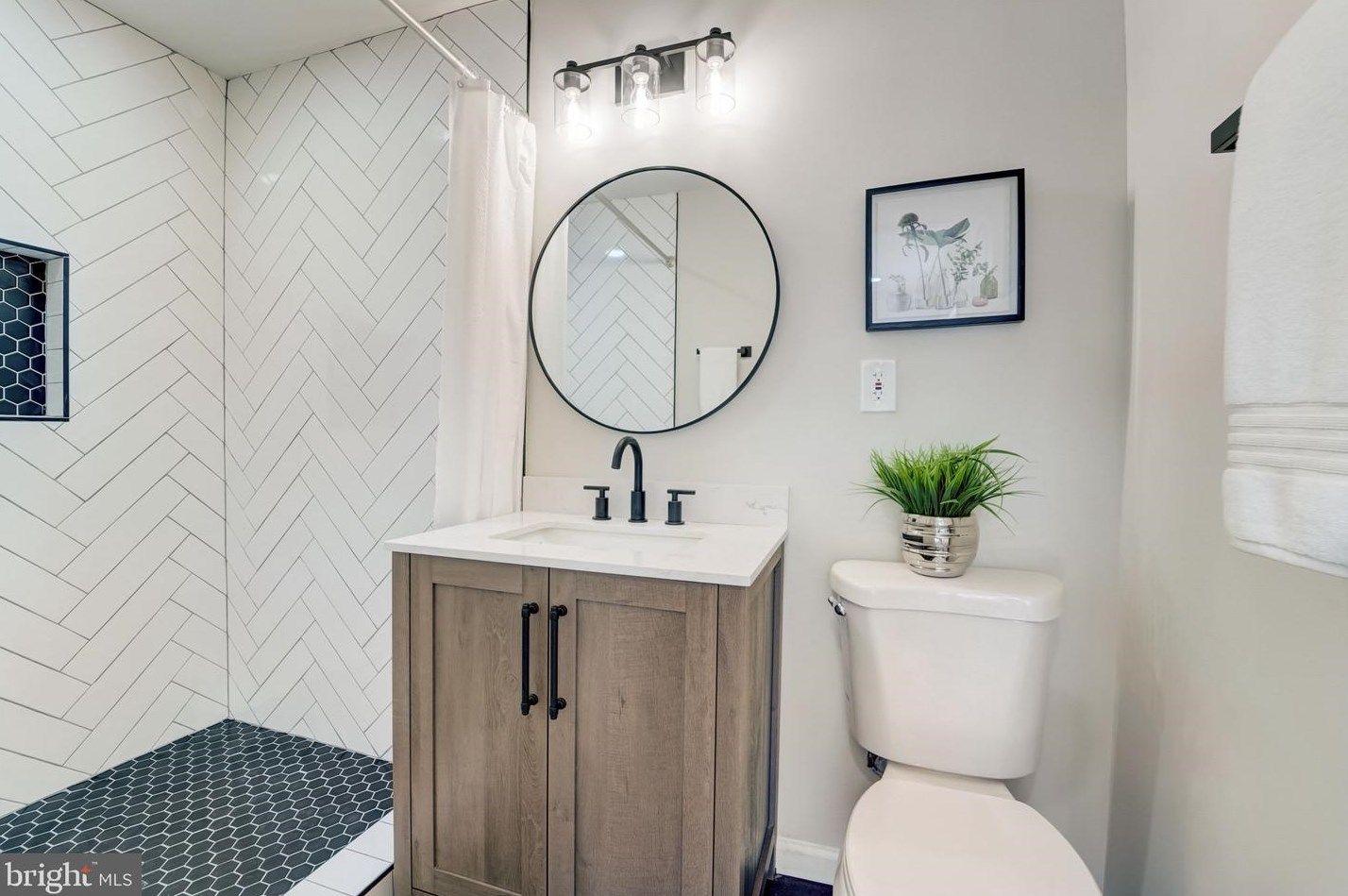 1932 Mountain Ave, Baltimore MD  21234-2726 exterior