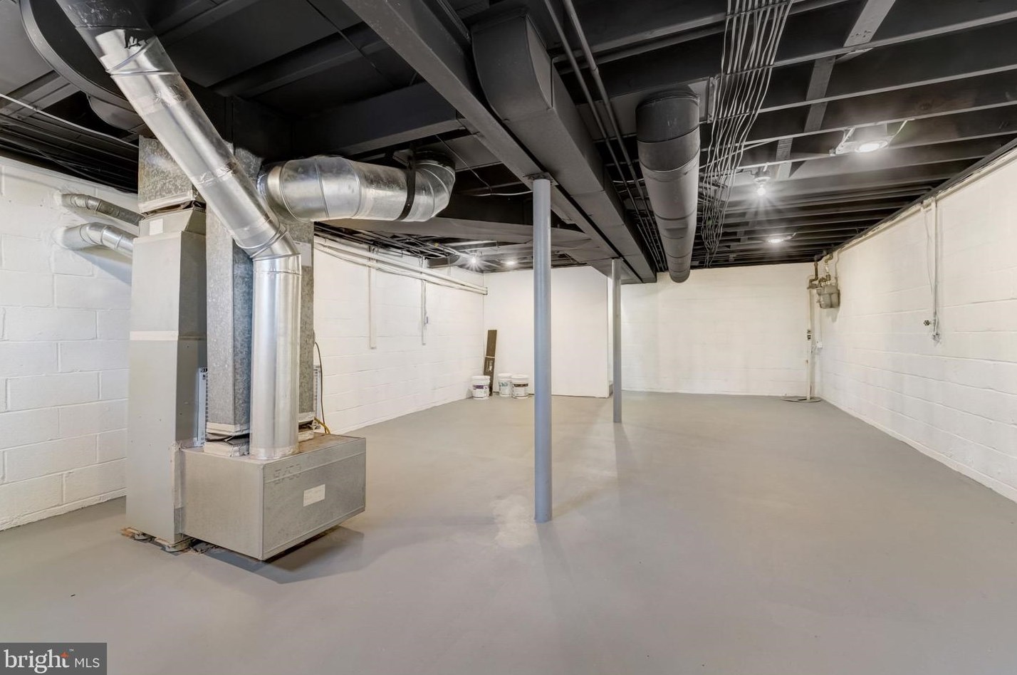 1932 Mountain Ave, Baltimore MD  21234-2726 exterior