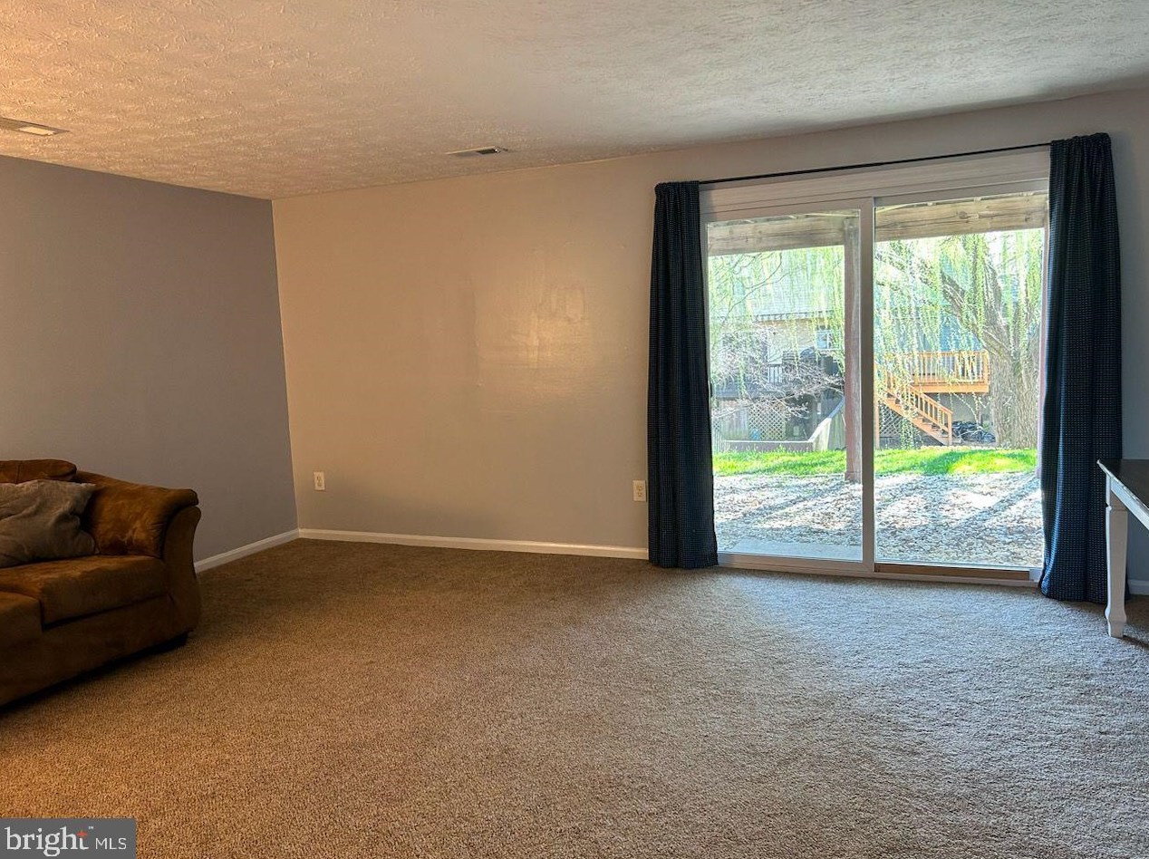 15 Hyacinth Rd, Baltimore MD  21234-3351 exterior